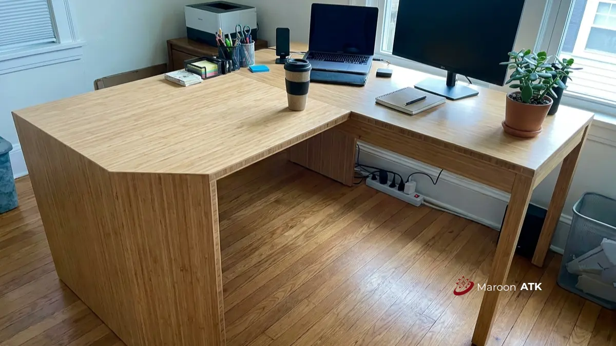 Lemari arsip custom furniture kantor dari kayu bersertifikasi FSC untuk konsep ESG